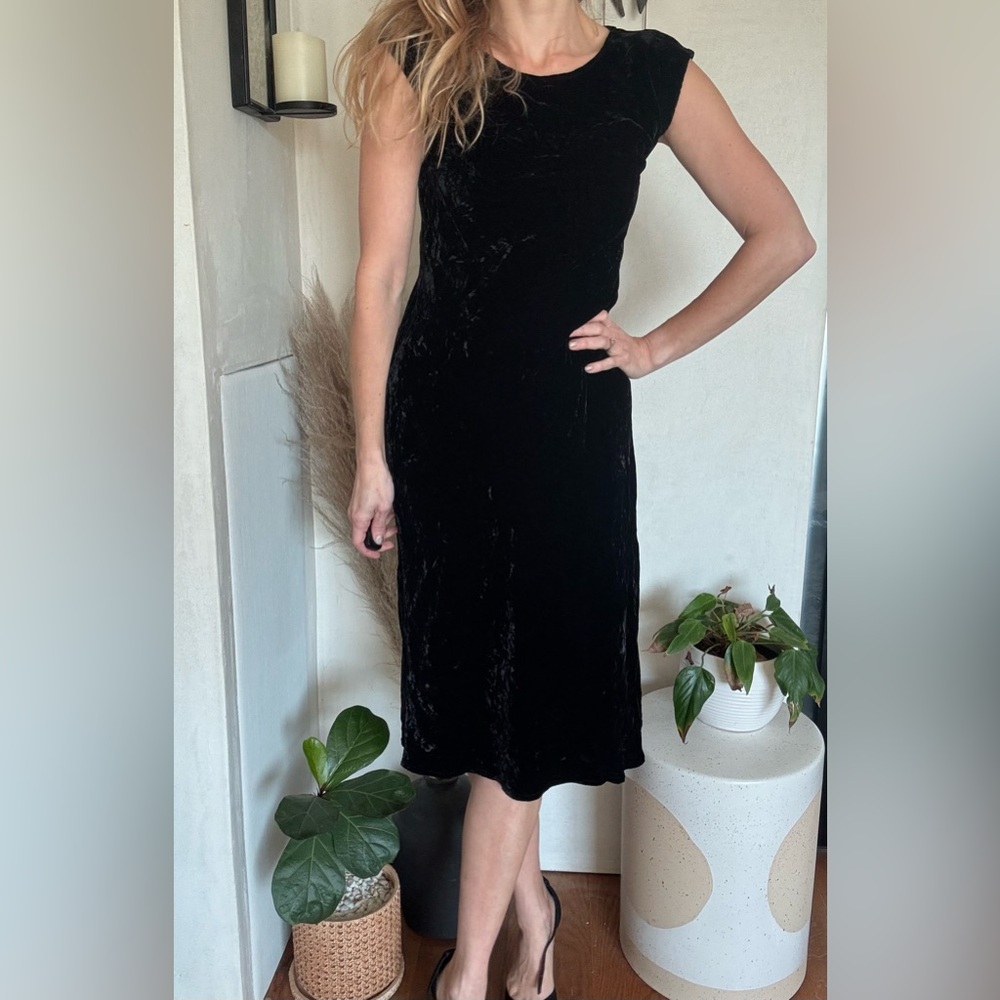 Black velvet cap sleeve midi dress